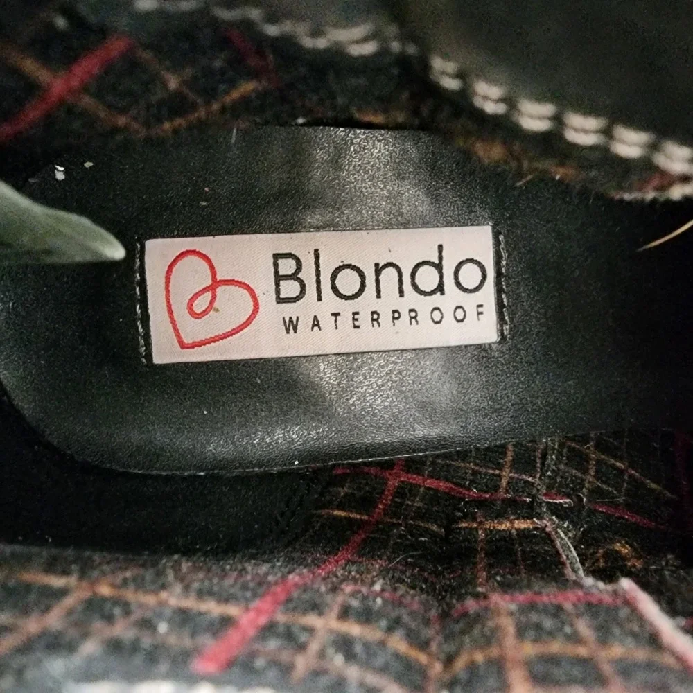 Blondo Waterproof‎ Suede Ankle Booties Side Zip Wooden Heel Women Size 9M Gray